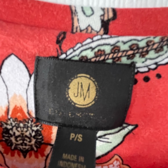 JM Collection Floral Top Size Petite Small - Picture 3 of 3